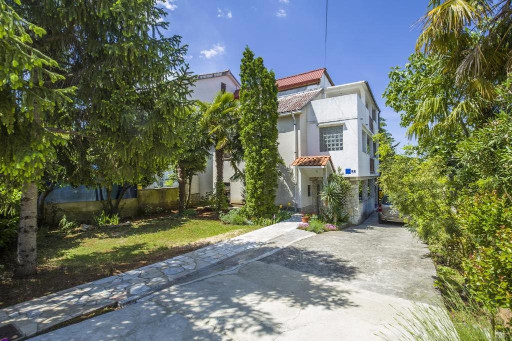 Apartman Laurus Malinska Εξωτερικό φωτογραφία