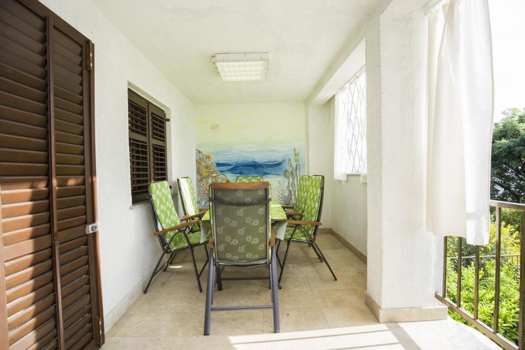 Apartman Laurus Malinska Εξωτερικό φωτογραφία